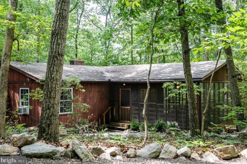 241 Blue Smoke Ln, New Market VA  22844-3815 exterior
