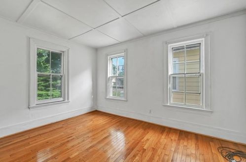 12 Royce Ave, Middletown NY  10940-4708 exterior