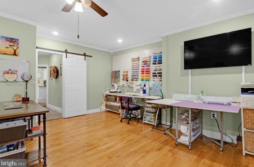 525 Park Blvd, Tavistock NJ  08033-2938 exterior