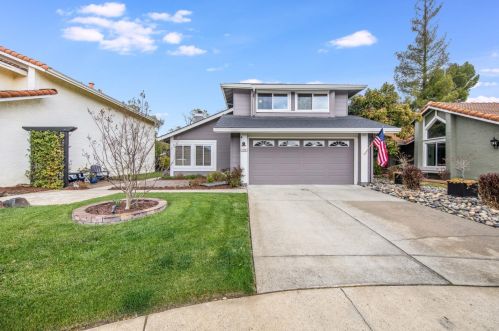 2389 Loment Ct, San Jose, CA 95124-3323
