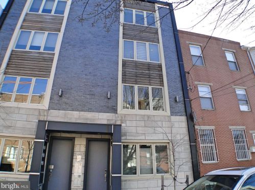 915 16th St, Philadelphia PA  19146-2142 exterior