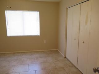 5956 Gardenia Ave, Glendale AZ  85301-1885 exterior