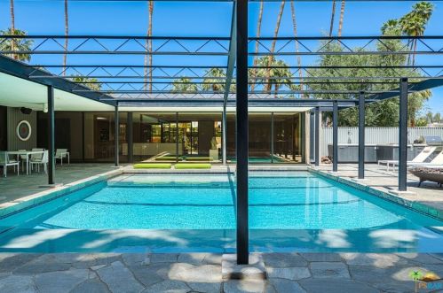 1207 Calle De Maria, Palm Springs CA  92264-8503 exterior