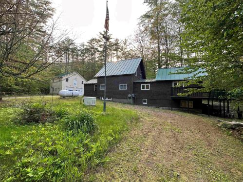 161 Kilton Pond Rd, Grafton, NH 03240-3220