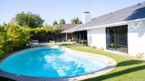 1621 Anita Ln, Newport Beach, CA 92660-4803
