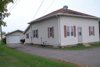 606 Spruce St, Abbotsford, WI 54405-9659