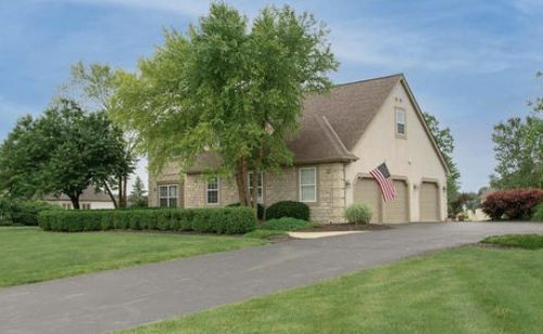 1621 Foxhall Rd, Blacklick, OH 43004-9543