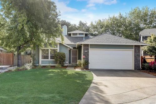 2780 Royal Oak Pl, Santa Rosa, CA 95403-3200