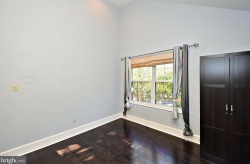 309 Meadow View Ln, Lansdale PA  19446-5932 exterior