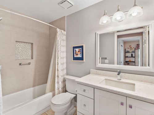 1423 Fry Ct, Benicia CA  94510-2576 exterior