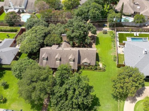4612 Ellensburg Dr, Dallas, TX 75244-7619