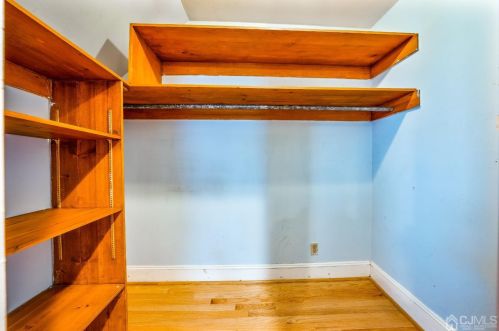 38 Madison Ave, Avenel NJ  07001-1445 exterior