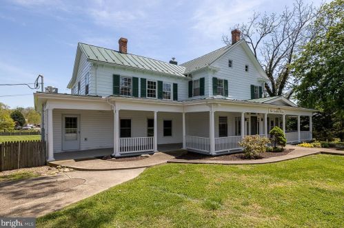 120 Hawksbill St, Richmond National Battlefiel, VA 22835-1126