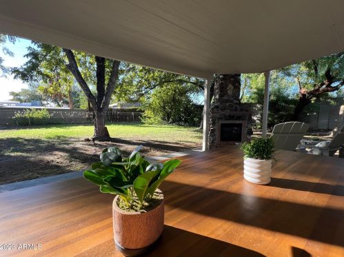 6332 13th Pl, Phoenix AZ  85014-1423 exterior