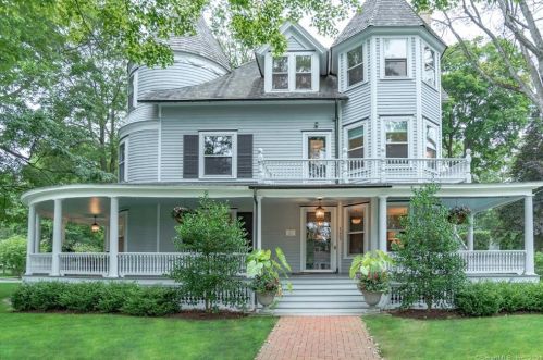 127 Main St, Ridgefield, CT 06877-4932