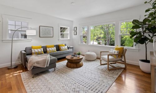 1000 Glendora Ave, Oakland CA  94602-1417 exterior