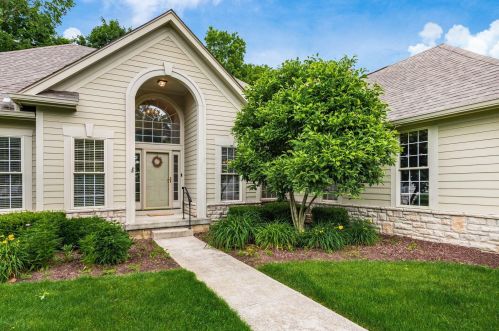 5311 Bayside Ridge Dr, Galena, OH 43021-8551