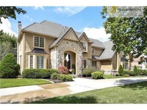 11716 Overbrook Rd, Shawnee Mission, KS 66211-2224