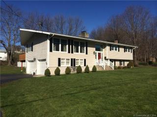 71 Pepperidge Tree Rd, Watertown CT  06795-1804 exterior