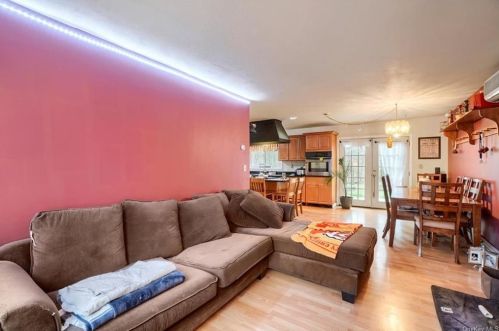 20 Mockingbird Ln, Washingtonville NY  10992-1711 exterior