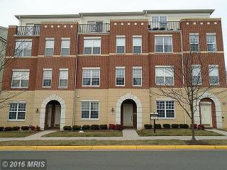 43622 Hampshire Crossing Sq, Leesburg, VA 20176-6526