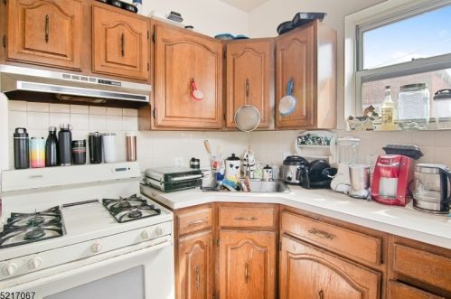 1601 Union Tpke, North Bergen NJ  07047-2546 exterior