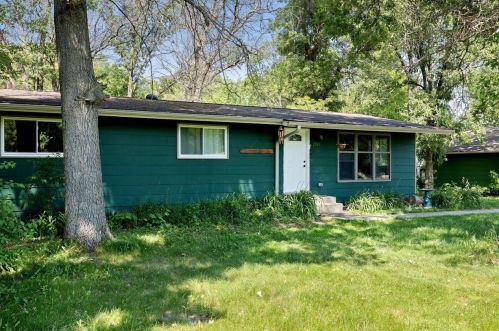 2341 Oak Dr, East Farmington, WI 54020-4307