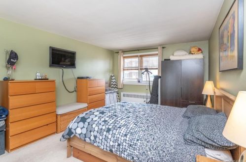 370 Westchester Ave, Rye Brook, NY 10573-3614