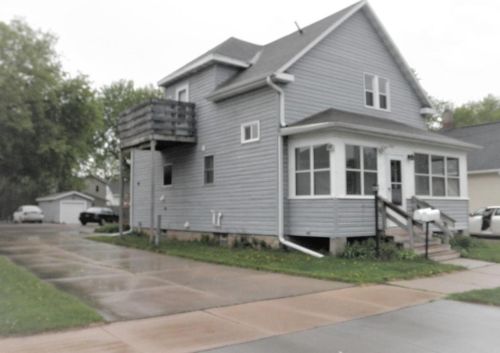 1268 Doty St, Green Bay, WI 54301-4307