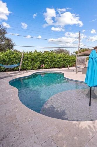 413 Philadelphia Dr, Jupiter FL  33458-4245 exterior