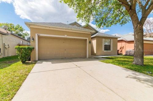 8011 Moccasin Trail Dr, Riverview, FL 33578-8854