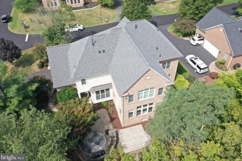 43530 Butler Pl, Leesburg VA 20176-7428 exterior