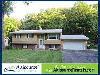 141 Marion Ave, Twin Lakes WI  53181-9799 exterior