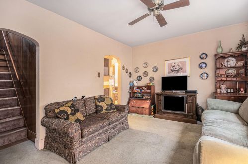 544 8 St, Mishawaka IN 46544-4841 exterior