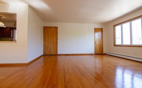 11 Gregg Ln, Bayonne NJ  07002-3706 exterior