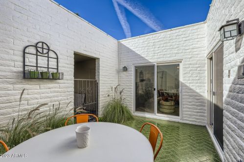 7113 Mcdonald Dr, Scottsdale AZ 85253-5328 exterior