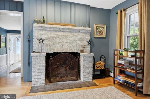 838 Concord Rd, Glen Mills PA  19342-1338 exterior