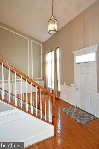 6022 Slippery Rock Rd, Haymarket VA  20169-3312 exterior