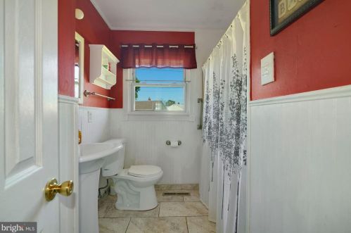 446 Flanders Rd, Gloucester NJ  08031-3020 exterior