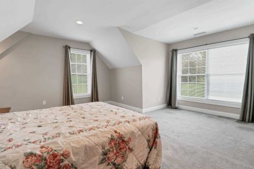 6 Austin Way, Marlborough NY  12542-5539 exterior