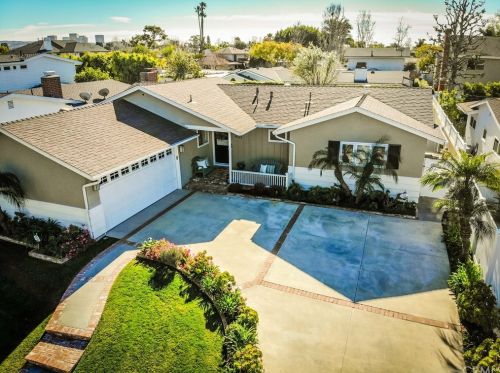 1423 Mariners Dr, Newport Beach, CA 92660-4413