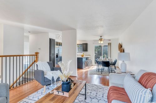 1057 50, West Kaysville, UT 84037-1205