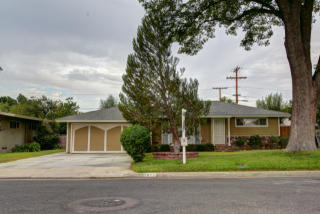 5895 Tower Rd, Riverside, CA 92506-1973