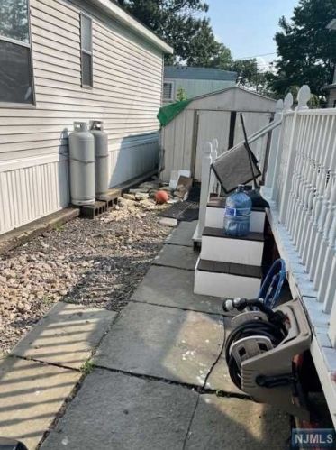 8 3rd St, Moonachie NJ  07074-1840 exterior