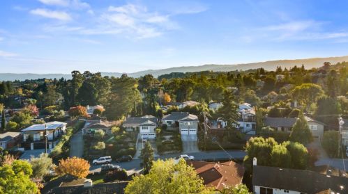 831 Mohican Way, Redwood City CA  94062-3416 exterior