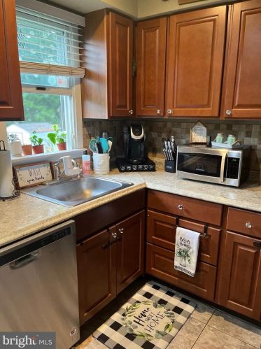 437 Bucknell Ave, Wenonah NJ  08090-1304 exterior