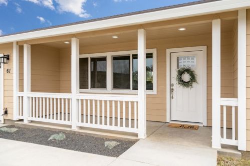 61 La Cresenta Dr, Oroville CA  95965-3510 exterior