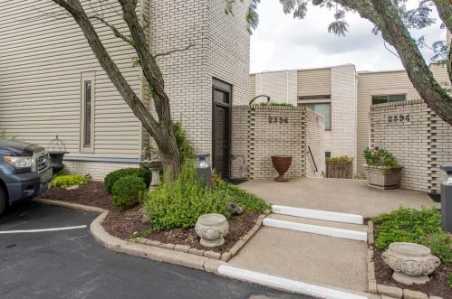 2396 Dana Ave, Cincinnati, OH 45208-1027