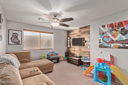 9417 Pioneer St, Tolleson AZ  85353-1504 exterior