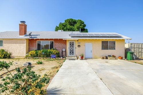 42605 7th St, Lancaster, CA 93535-5247